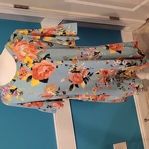 Hemish Floral Dress with Bell Sleeves and Pockets